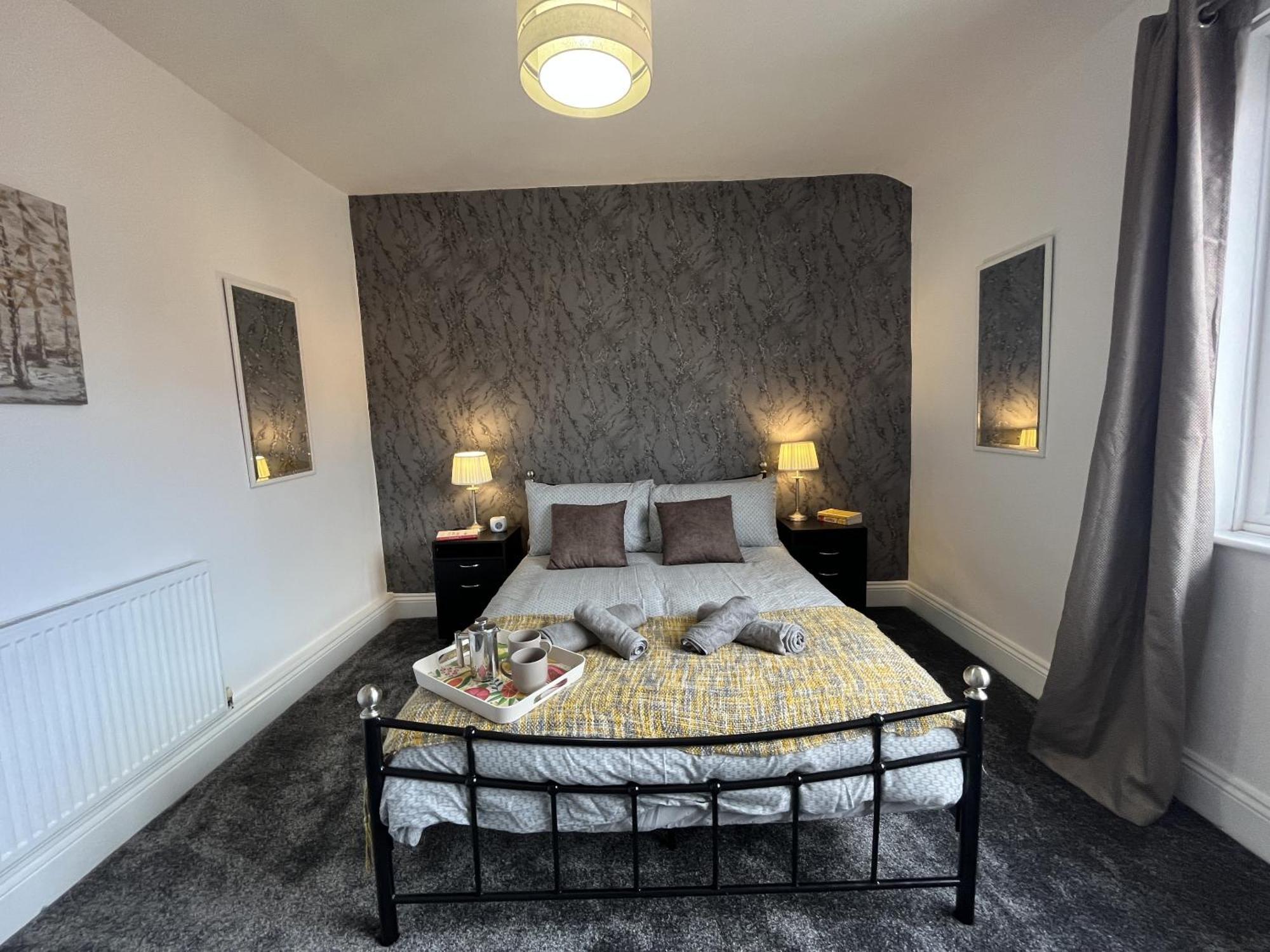 Modernised Central Wigan Townhouse Sleeps Up To 6 Εξωτερικό φωτογραφία