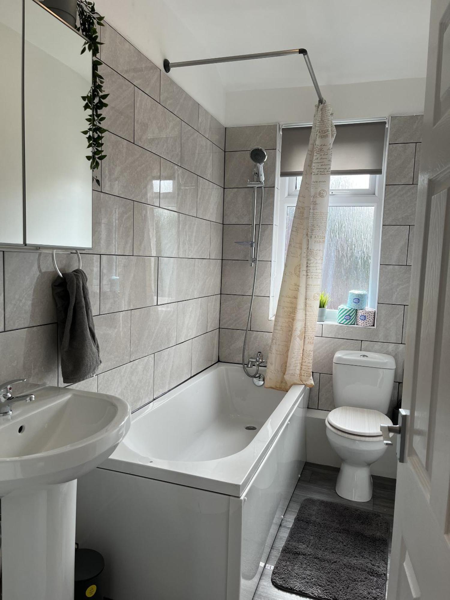 Modernised Central Wigan Townhouse Sleeps Up To 6 Εξωτερικό φωτογραφία